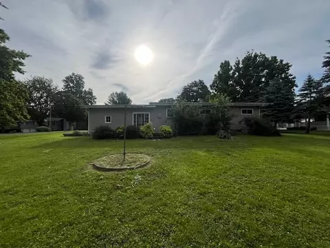Exterior - 41 Sadowski Ct, Decatur, IL 62521 photo 2 of 2