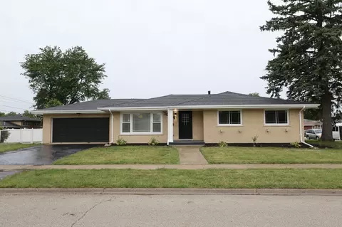 16644 Maple St, South Holland, IL 60473