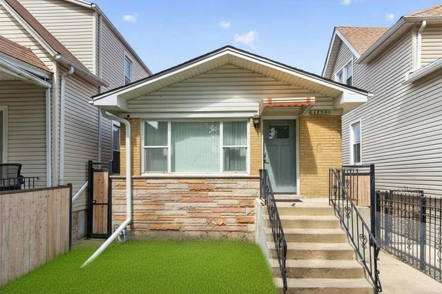 1734 N Karlov Ave, Chicago, IL 60639