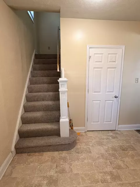 502 S Gridley St, Bloomington, IL 61701 photo 10