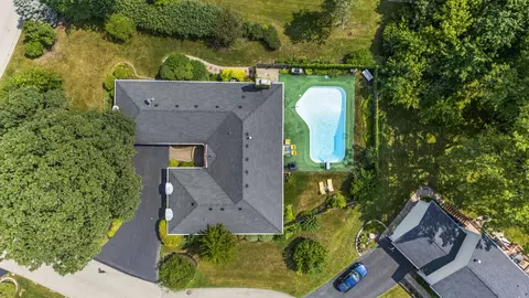 View/Area - 1 Oak Creek Rd, Rolling Meadows, IL 60008 photo 4 of 6