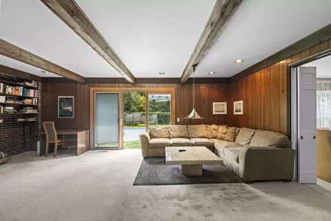Living - 1 Oak Creek Rd, Rolling Meadows, IL 60008 photo 3 of 6