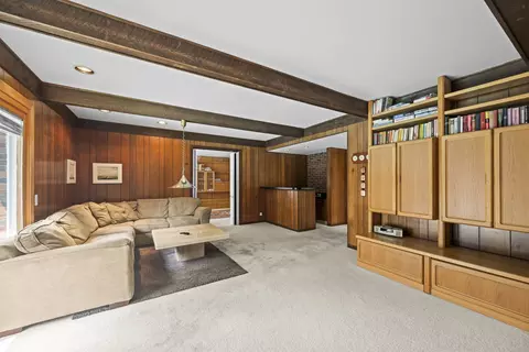 Living - 1 Oak Creek Rd, Rolling Meadows, IL 60008 photo 5 of 6