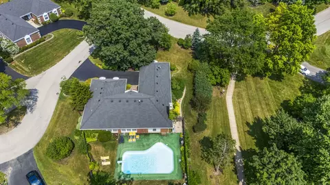 View/Area - 1 Oak Creek Rd, Rolling Meadows, IL 60008 photo 6 of 6
