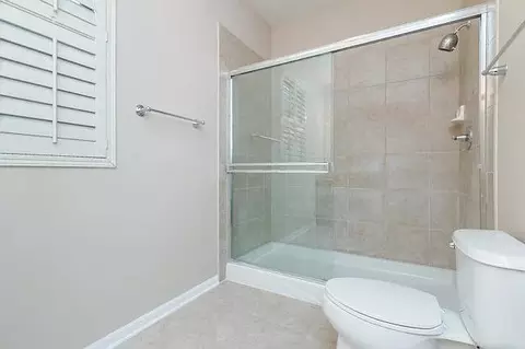 318 E 25th Pl #2E, Chicago, IL 60616 photo 11