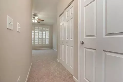 318 E 25th Pl #2E, Chicago, IL 60616 photo 13
