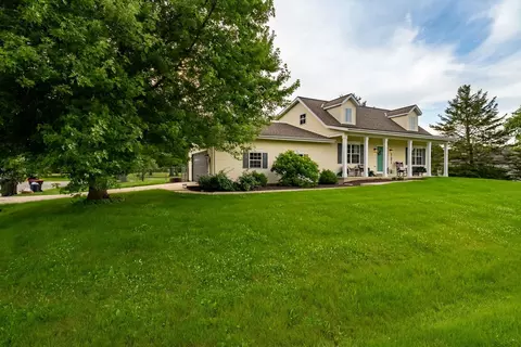 Exterior - 131 N Gadwall Ln, Downs, IL 61736 photo 2 of 8