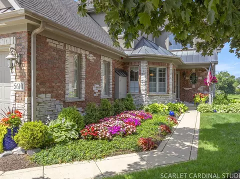 5610 Durand Dr #5610, Downers Grove, IL 60516