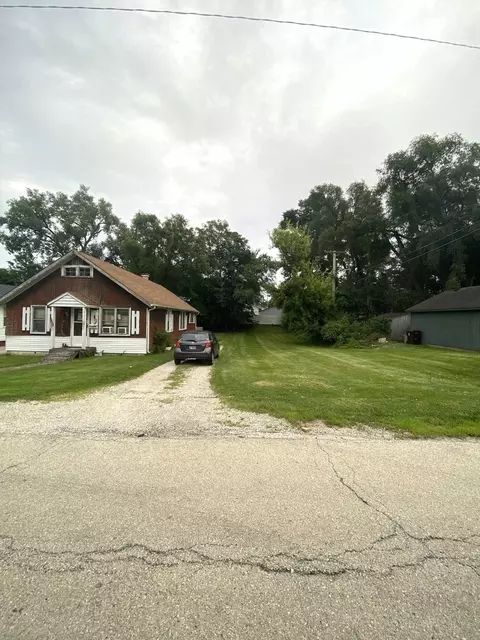 12 Jessie St, Joliet, IL 60433