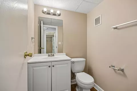 5403 Chateau Dr #4, Rolling Meadows, IL 60008 photo 8