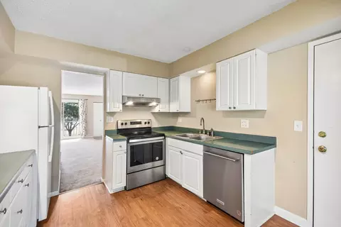 5403 Chateau Dr #4, Rolling Meadows, IL 60008 photo 5
