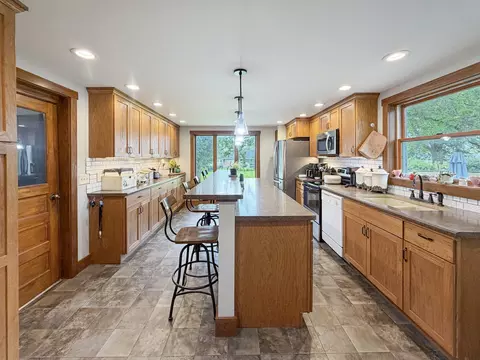 Kitchen - 204 W Pearl St, Lanark, IL 61046 photo 2 of 8