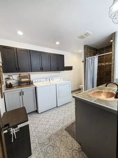 Other - 204 W Pearl St, Lanark, IL 61046 photo 3 of 10