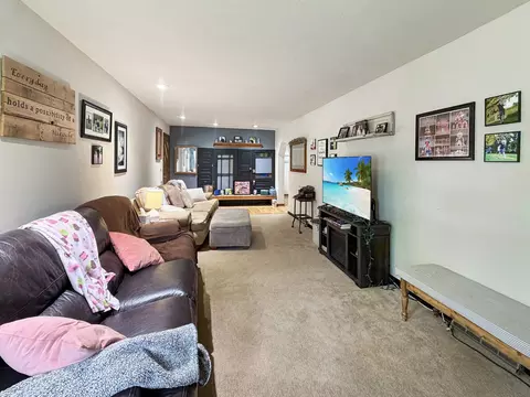 Living - 204 W Pearl St, Lanark, IL 61046 photo 1 of 4