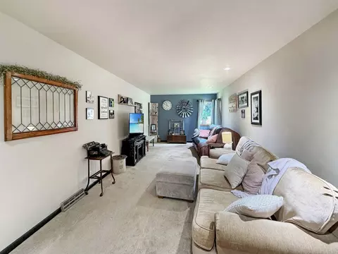 Living - 204 W Pearl St, Lanark, IL 61046 photo 3 of 4