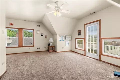 Bedroom - 386 E Chicago St, Elgin, IL 60120 photo 4 of 5