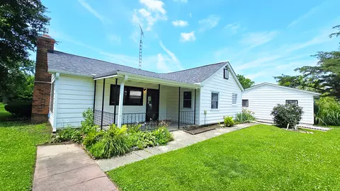 2769 Old 51 Rd, Sandoval, IL 62882 photo 2