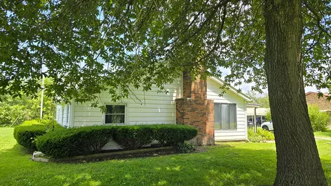 2769 Old 51 Rd, Sandoval, IL 62882 photo 4