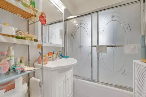 Bath - 3131 N Major Ave, Chicago, IL 60634 photo 1 of 2