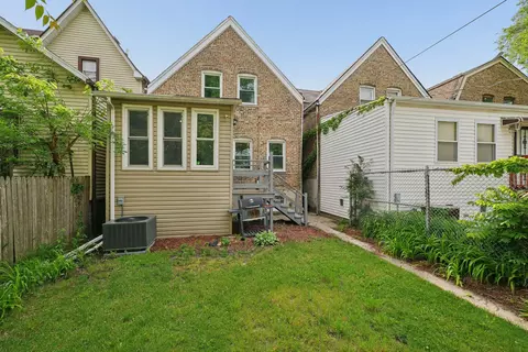 Exterior - 7005 S Eberhart Ave, Chicago, IL 60637 photo 2 of 2