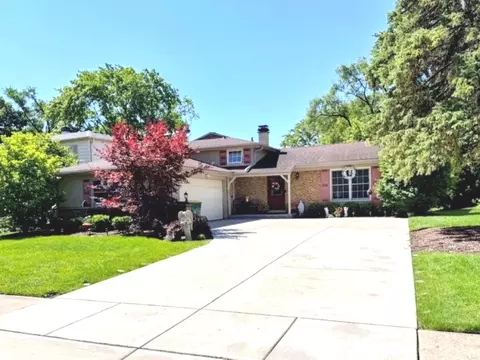 243 Palmgren Ct, Buffalo Grove, IL 60089