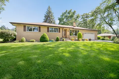 12822 S Westgate Dr, Palos Heights, IL 60463