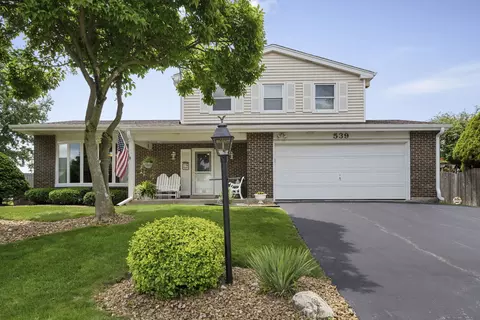 539 Hamilton Ave, Westmont, IL 60559