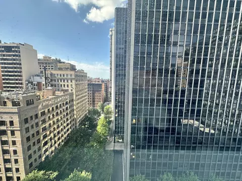View/Area - 253 E Delaware Pl #15E, Chicago, IL 60611 photo 1 of 4