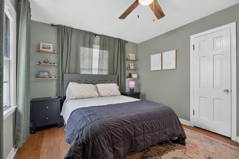 Bedroom - 816 Manchester Rd, Normal, IL 61761 photo 3 of 4