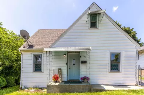 1506 N East End Ave, Round Lake Beach, IL 60073