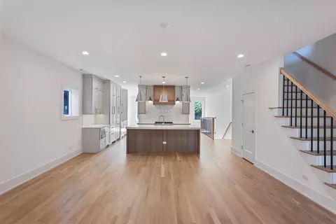 3740 N Racine Ave #2, Chicago, IL 60613 photo 33