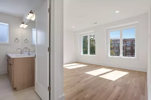 3740 N Racine Ave #2, Chicago, IL 60613 photo 26