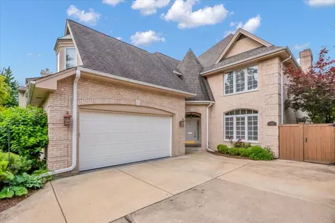 310 N County Line Rd, Hinsdale, IL 60521