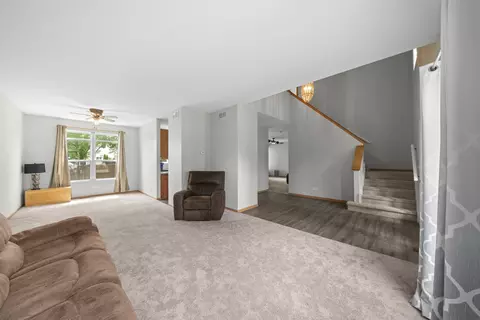 Living - 6922 Sahara Dr, Plainfield, IL 60586 photo 3 of 5
