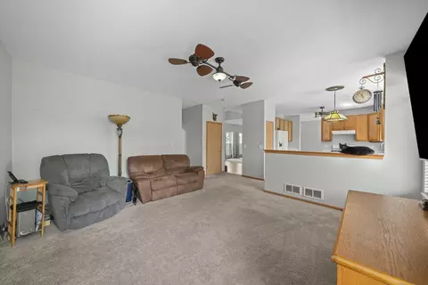 Living - 6922 Sahara Dr, Plainfield, IL 60586 photo 2 of 5