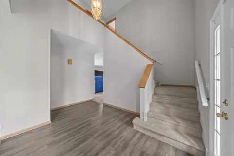 Entry Way - 6922 Sahara Dr, Plainfield, IL 60586 photo 1 of 3