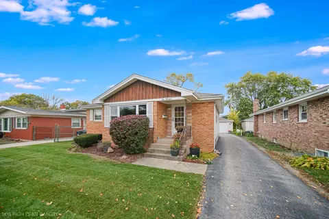 514 E 164th Pl, South Holland, IL 60473