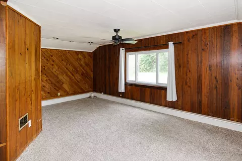 403 Maplewood Dr, Lakemoor, IL 60051 photo 9