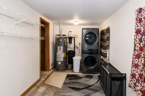 403 Maplewood Dr, Lakemoor, IL 60051 photo 11