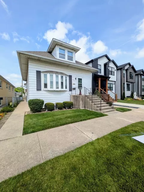4820 N Natoma Ave, Chicago, IL 60656