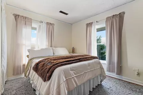 Bedroom - 560 E Cass St, Joliet, IL 60432 photo 1 of 3