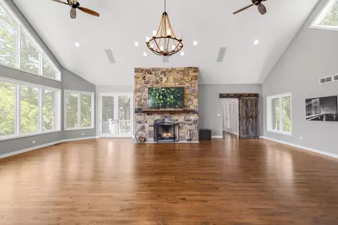 419 Caesar Dr, Barrington Hills, IL 60010 photo 10