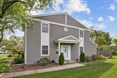 818 Dunbar Ct, Schaumburg, IL 60194