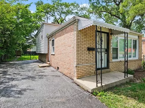 14802 Marshfield Ave, Harvey, IL 60426