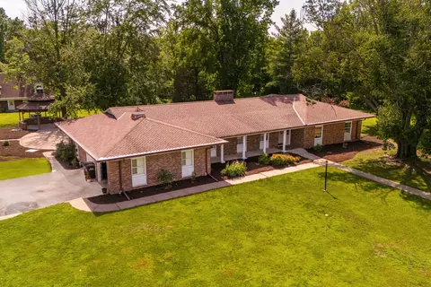 604 N Beadle Dr, Carbondale, IL 62901