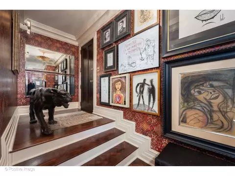 Entry Way - 1350 N State Pkwy #GS, Chicago, IL 60610 photo 1 of 2