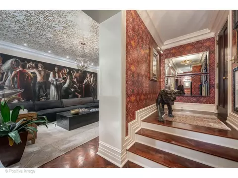 Entry Way - 1350 N State Pkwy #GS, Chicago, IL 60610 photo 2 of 2