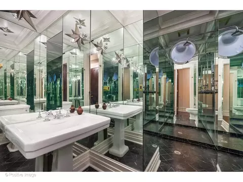 Bath - 1350 N State Pkwy #GS, Chicago, IL 60610 photo 1 of 2