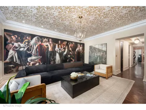 Living - 1350 N State Pkwy #GS, Chicago, IL 60610 photo 1 of 4