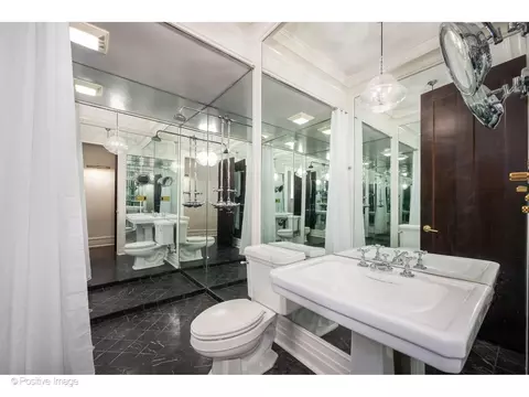 Bath - 1350 N State Pkwy #GS, Chicago, IL 60610 photo 2 of 2